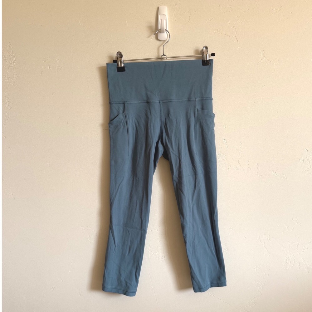 Athleta Salutation Stash Pocket II Capri Leggings Blue - Picture 3 of 8